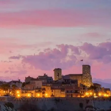 Le Provencal - Center Old 1br Flat With Ac, Wifi