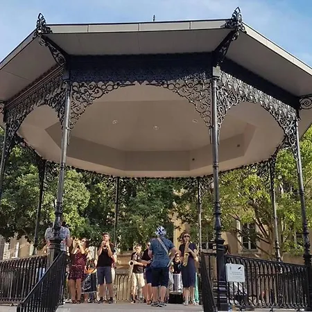 Le Provencal - Center Old 1br Flat With Ac, Wifi * אנטיב