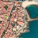 Le Provencal - Center Old 1br Flat With Ac, Wifi Antibes
